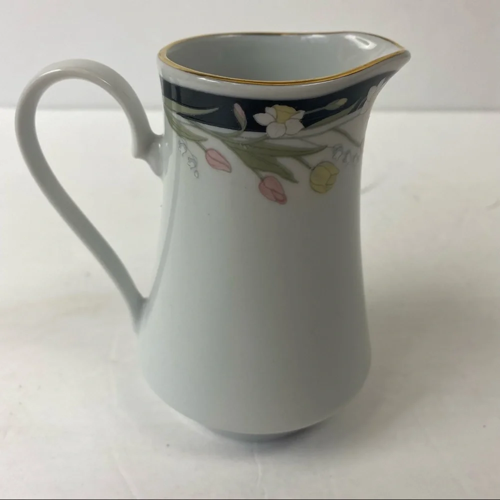 Vintage crown ming